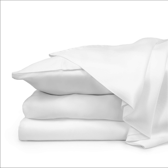 ✨ONE HOUR SALE ✨BAMBOO Luxury sheet set - Picture 2 of 10